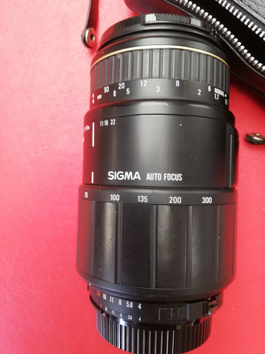 Sigma 300mm autofocus lens - 70-300mm,